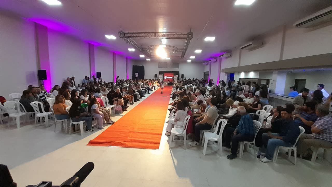 La cooperadora del hospital recaudó mas de dos millones de pesos con el desfile solidario