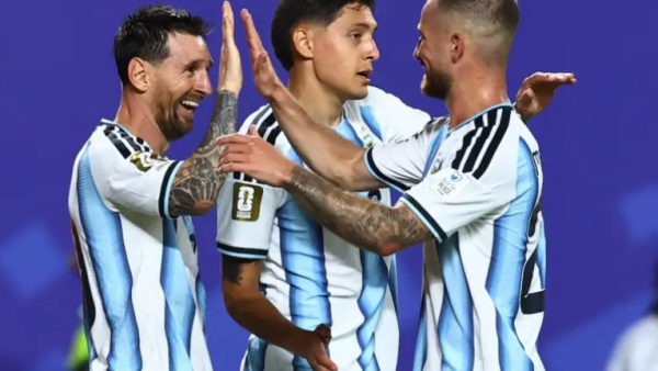 Argentina venció a Argelia con un triplete histórico de Messi en el Mundial 2026
