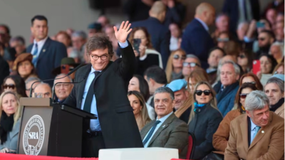 Milei inaugura la Expo Rural con expectativa por posible anuncio sobre retenciones a la carne