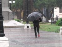 Renuevan el alerta por lluvias para diez departamentos de Entre Ríos y luego regresa el frío polar