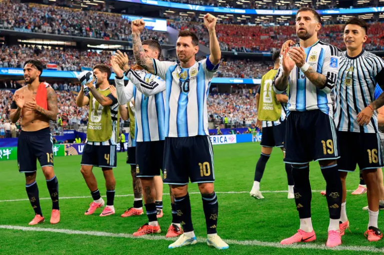 La Selección Argentina entra en una nueva etapa sin Messi: cuándo podría volver a la cancha