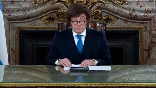 El Gobierno redujo más de 72.000 empleos públicos desde 2023 y anticipó que profundizará los recortes en 2027