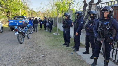 Detuvieron a un adolescente de 16 años que llevaba un revólver cargado