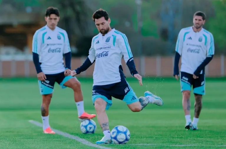 La Selección Argentina prepara el equipo para despedir a Messi: quiénes serían titulares
