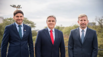 Frigerio, Pullaro y Llaryora participan de las Jornadas de Desarrollo y Competitividad de la Región Centro en Paraná