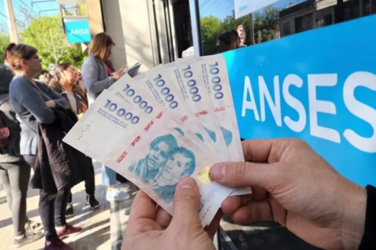 ANSES: quiénes cobran en la última semana de octubre y cuáles son las fechas por DNI