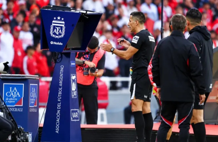 La AFA aprobó el offside semiautomático: cuándo comenzará a utilizarse y cómo funciona
